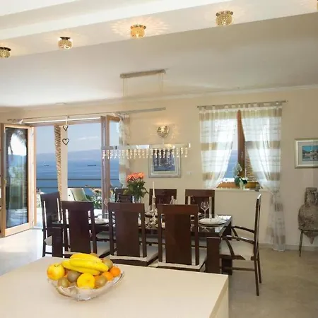 With 5 Bedrooms