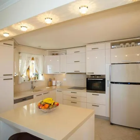 With 5 Bedrooms