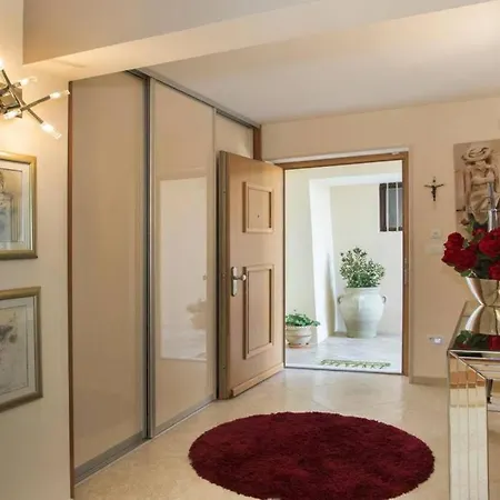 With 5 Bedrooms